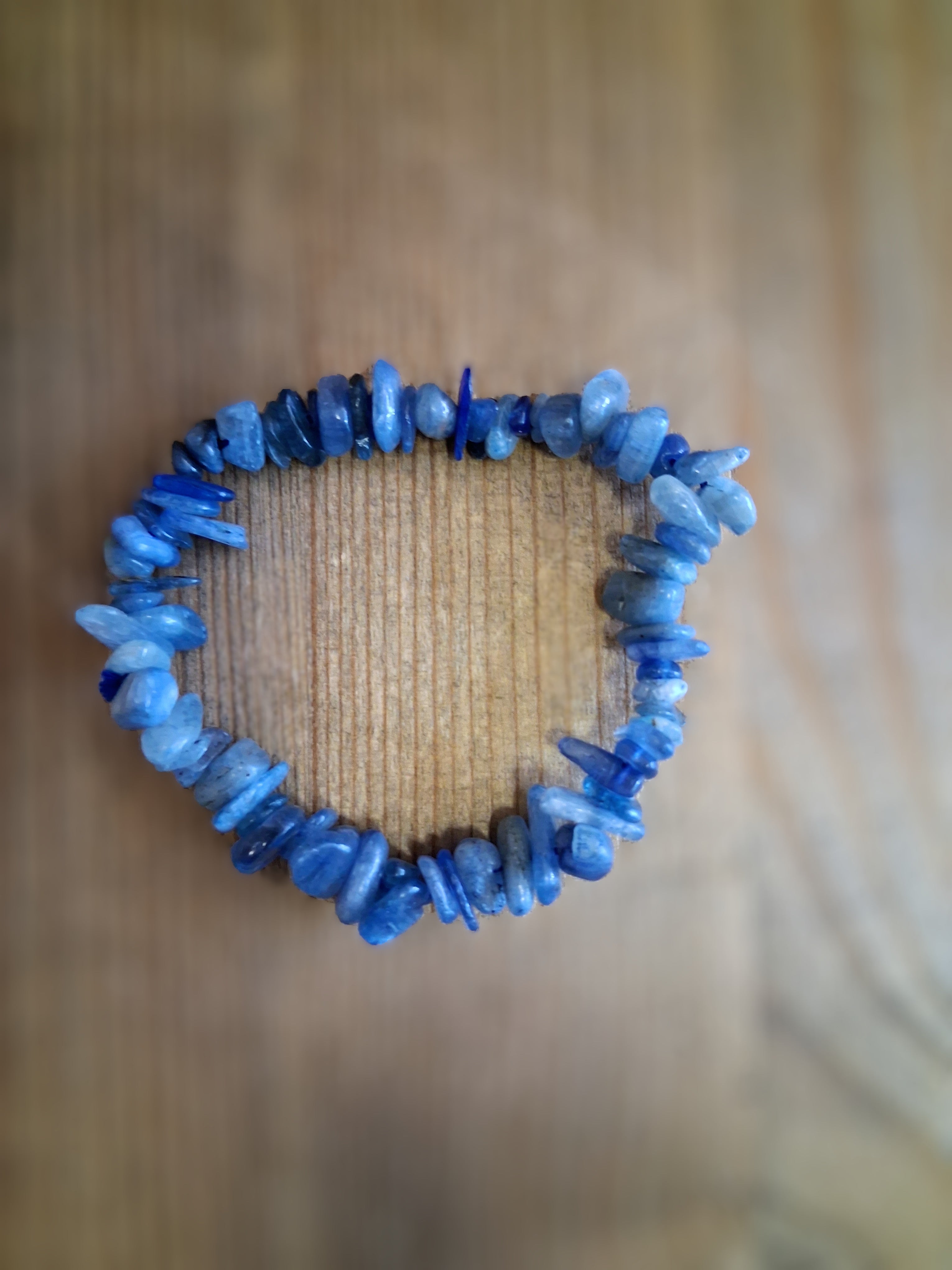Blue Kyanite Chip Bracelet – Celestial Alignment & Clear Energy