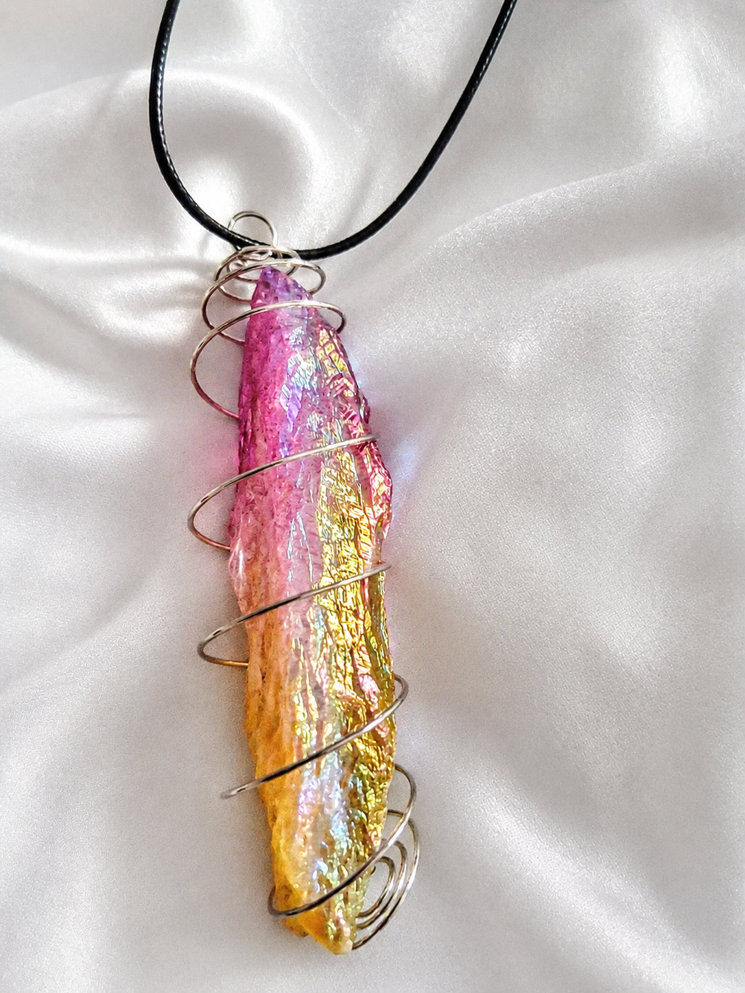 ✨ Iridescent Coated Quartz Pendant Spiral Cage Statement Piece